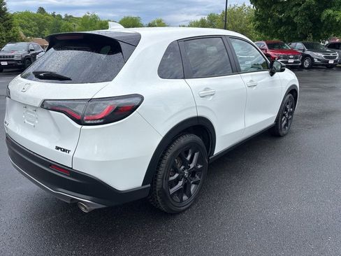 Used 2024 Honda HR-V Sport image 5