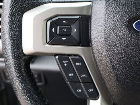 Used 2016 Ford F150 Lariat w/ Equipment Group 502A Luxury AWD/4WD image 13