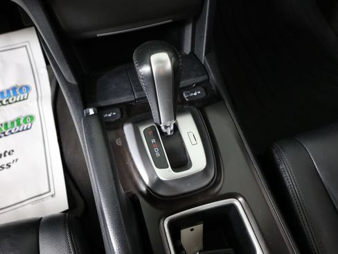 Used 2013 Honda Crosstour EX-L image 36