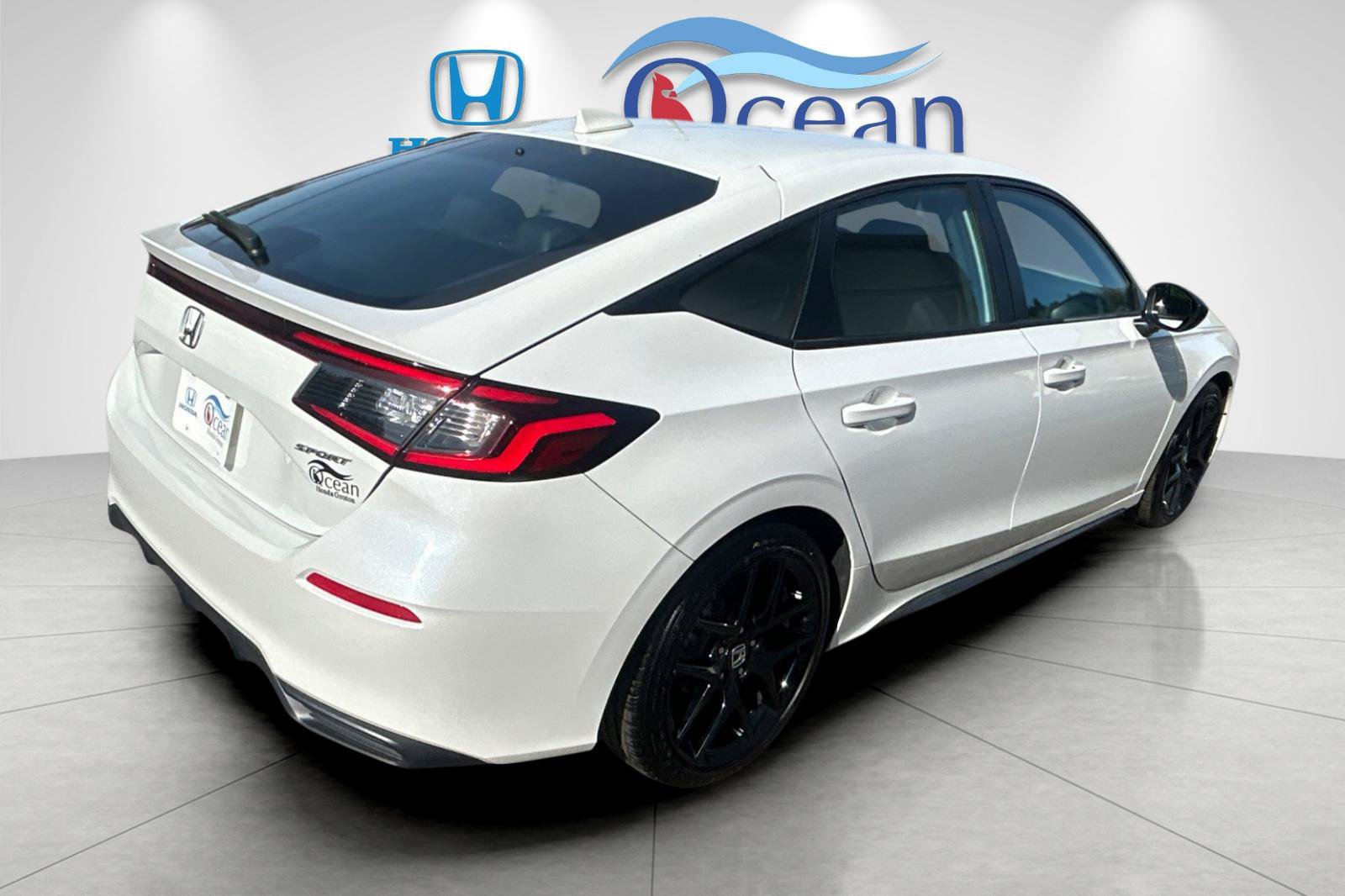 Used 2024 Honda Civic Sport image 3