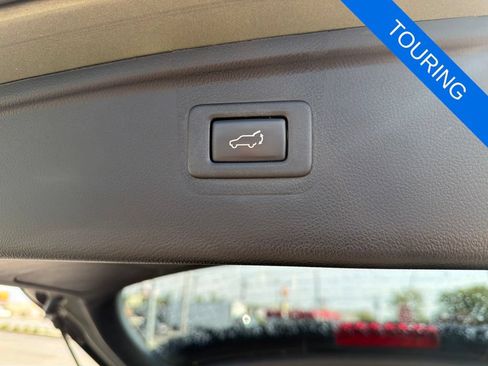 Used 2019 Subaru Outback 2.5i Touring w/ Popular Package #3A AWD/4WD image 29