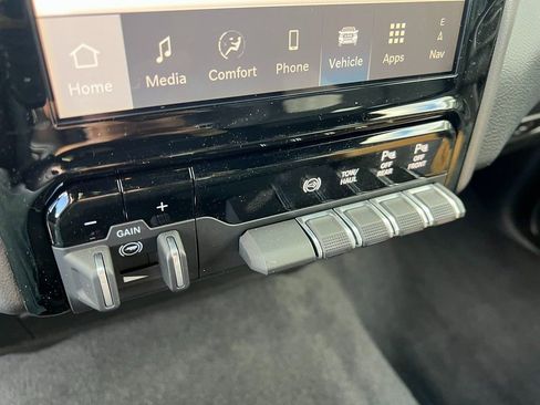 New 2026 RAM 3500 Big Horn AWD/4WD image 26