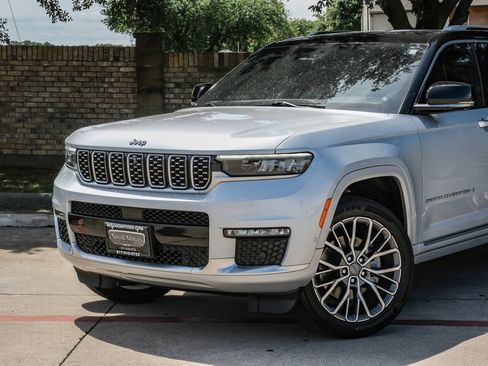 Used 2023 Jeep Grand Cherokee L Summit AWD/4WD image 13