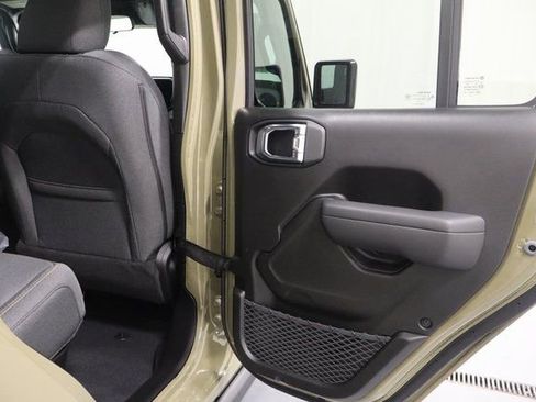 New 2025 Jeep Gladiator Willys image 15