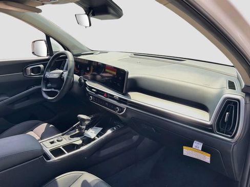 New 2026 Kia Sorento S w/ S Panoramic Sunroof Package FWD image 27