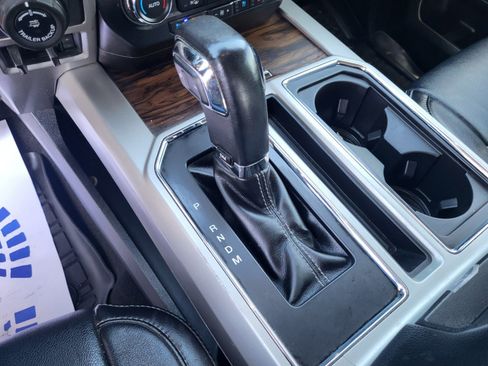 Certified 2019 Ford F150 Lariat w/ Trailer Tow Package image 26