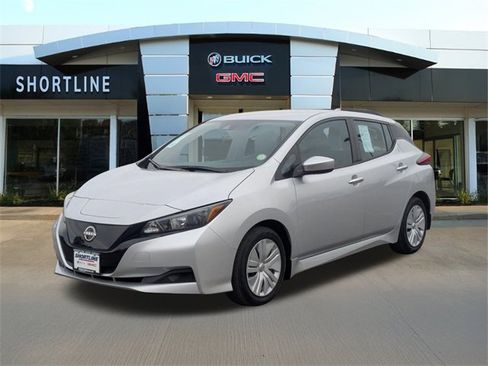Used 2024 Nissan Leaf S image 7