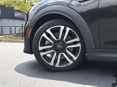 Certified 2023 MINI Cooper S FWD image 12