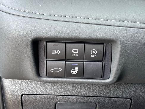 New 2026 Toyota Highlander Platinum AWD/4WD image 28