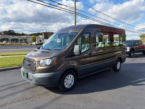 Used 2017 Ford Transit 350 XL RWD image 3