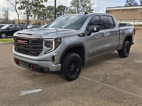 Used 2023 GMC Sierra 1500 AT4X image 24