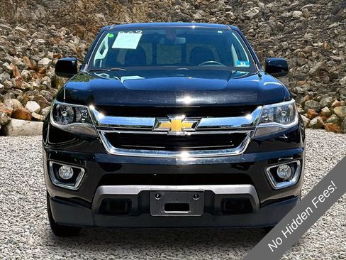 Used 2018 Chevrolet Colorado LT w/ LT Convenience Package AWD/4WD image 3