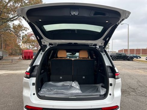 New 2025 Jeep Grand Cherokee L Summit image 31