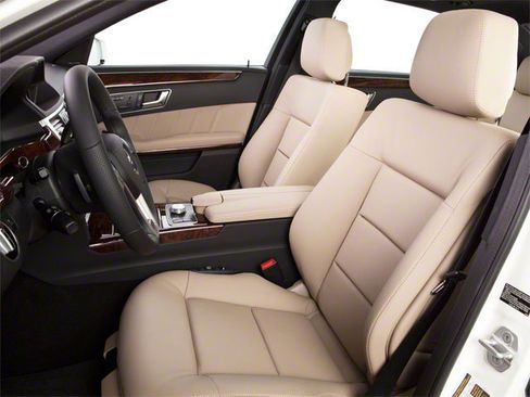 Used 2013 Mercedes-Benz E 350 Sedan image 8
