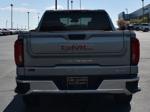 Used 2025 GMC Sierra 1500 SLT AWD/4WD image 10
