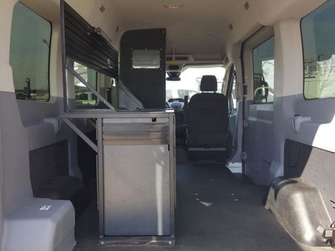 Used 2017 Ford Transit 150 XLT image 10