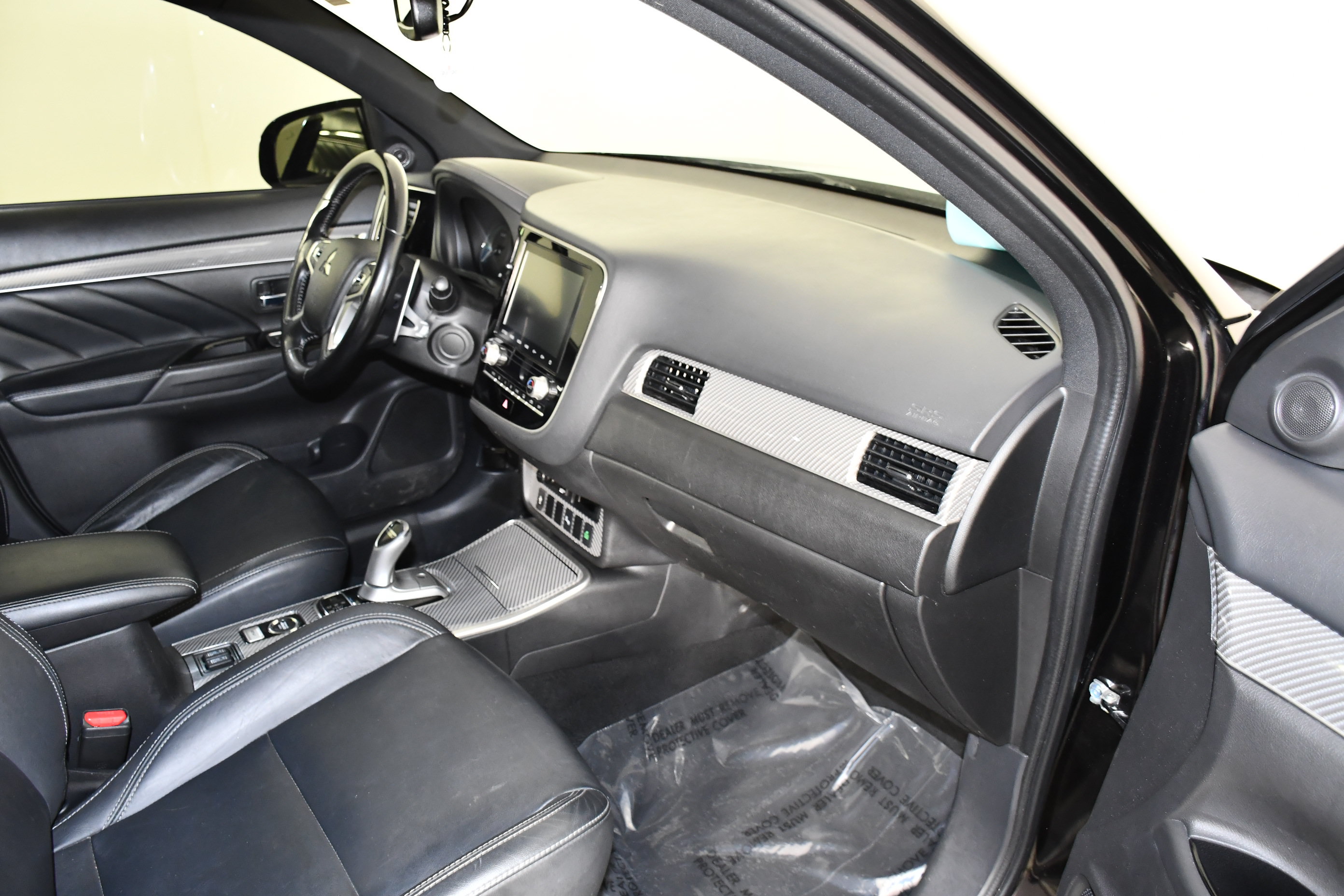 Used 2020 Mitsubishi Outlander SEL AWD/4WD image 42