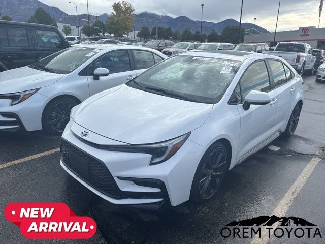 Used 2024 Toyota Corolla SE w/ SE Package FWD image 17