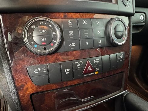 Used 2011 Mercedes-Benz ML 350 4MATIC image 19