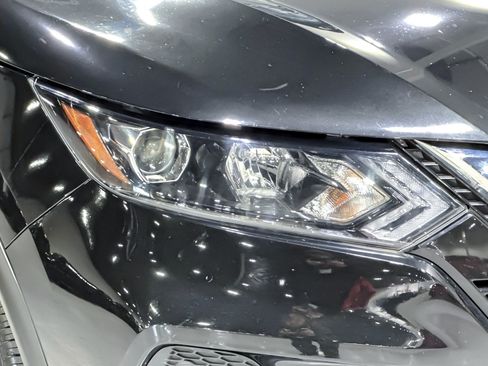 Used 2022 Nissan Rogue Sport SV w/ Technology Package AWD/4WD image 11