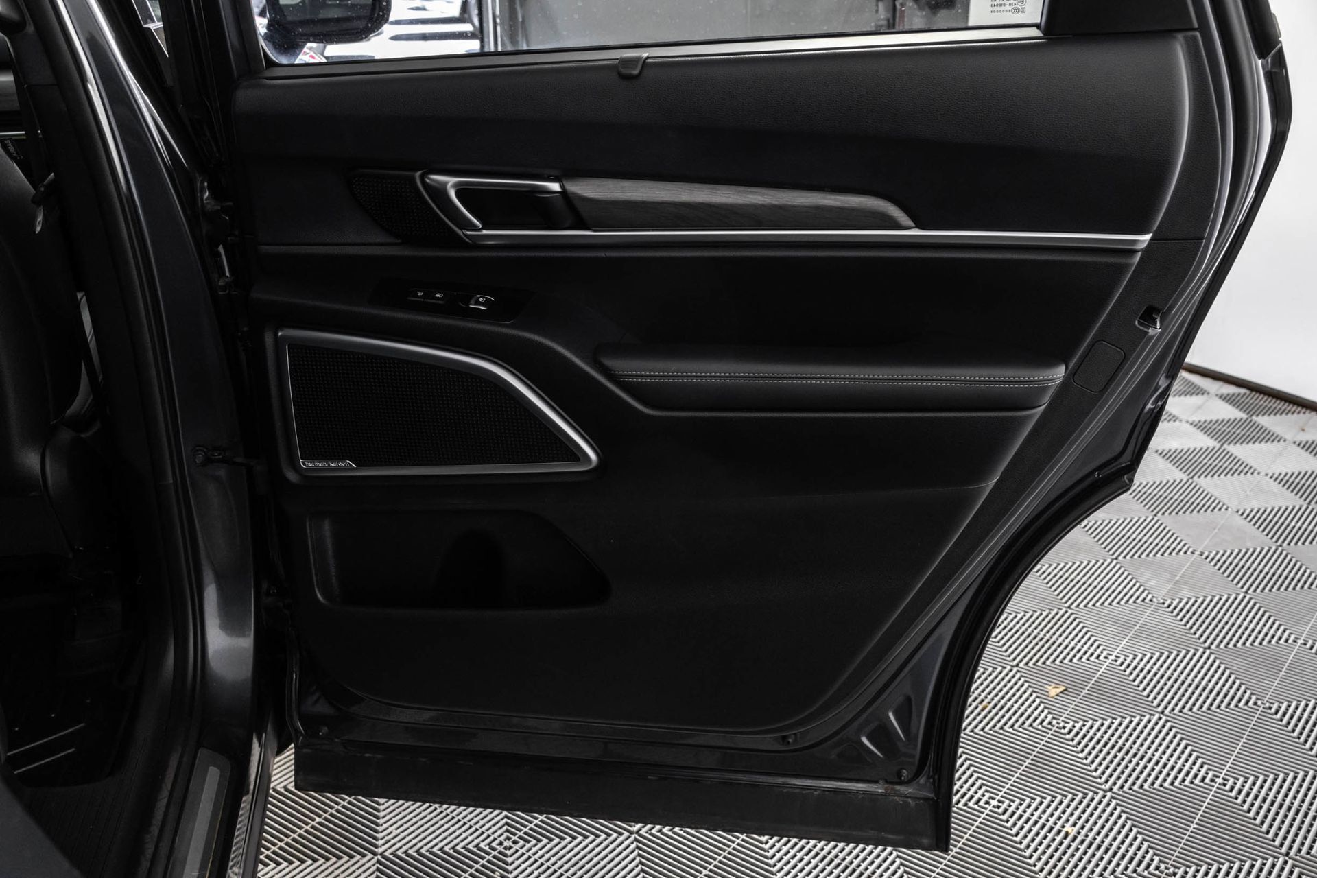 Used 2023 Kia Telluride SX Prestige X-Pro AWD/4WD image 51