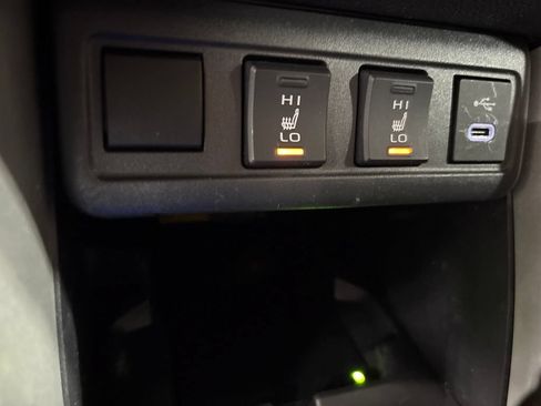 Used 2024 Toyota Corolla Cross AWD Hybrid w/ Convenience Package image 20