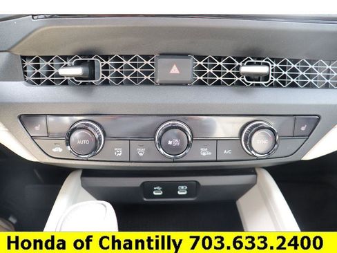 Certified 2023 Honda Accord EX image 15