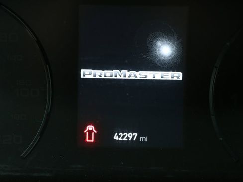 Used 2025 RAM ProMaster 2500 w/ Convenience Group FWD image 29