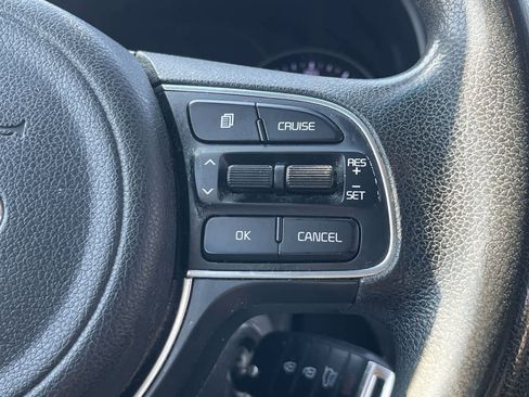 Used 2018 Kia Sportage LX FWD image 24