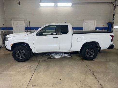 Used 2022 Nissan Frontier S w/ Technology Package image 4