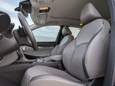 Used 2024 INFINITI QX50 Luxe image 13