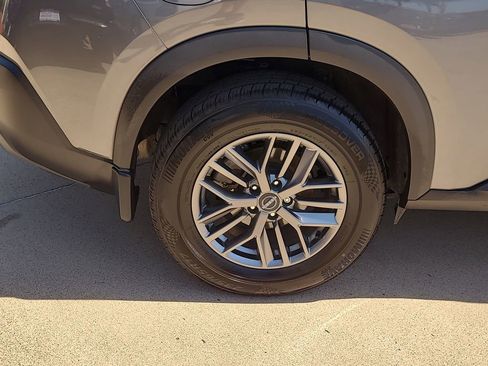 Certified 2023 Nissan Rogue S AWD/4WD image 6