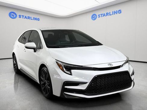 Used 2023 Toyota Corolla SE FWD image 14