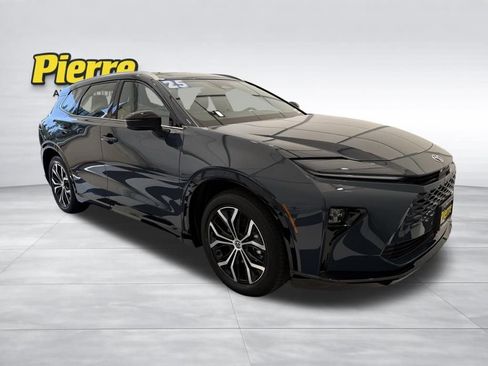 Used 2025 Toyota Crown Signia w/ Tow-Hitch Package (TMS) AWD/4WD image 6