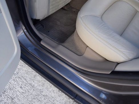 Used 2011 Volvo XC70 3.2 w/ Premium Pkg image 44