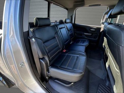 Used 2018 GMC Sierra 1500 Denali w/ Denali Ultimate Package AWD/4WD image 25