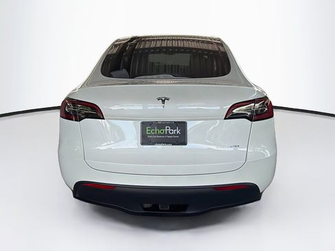 Used 2023 Tesla Model Y Long Range AWD/4WD image 7
