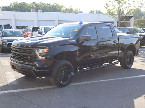 Used 2024 Chevrolet Silverado 1500 Custom Trail Boss AWD/4WD image 5