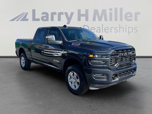 New 2025 RAM 2500 Big Horn AWD/4WD image 7