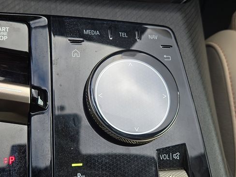 Certified 2025 BMW X3 xDrive30i w/ Convenience Package image 25