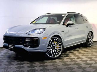 Certified 2025 Porsche Cayenne Turbo AWD/4WD video 1