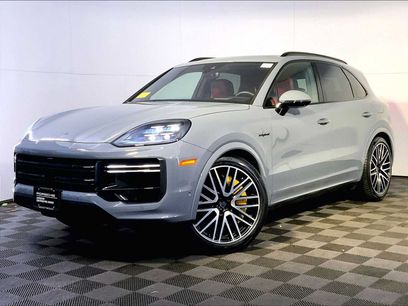 Certified 2025 Porsche Cayenne Turbo