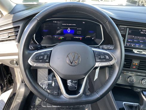 Used 2024 Volkswagen Jetta S image 23