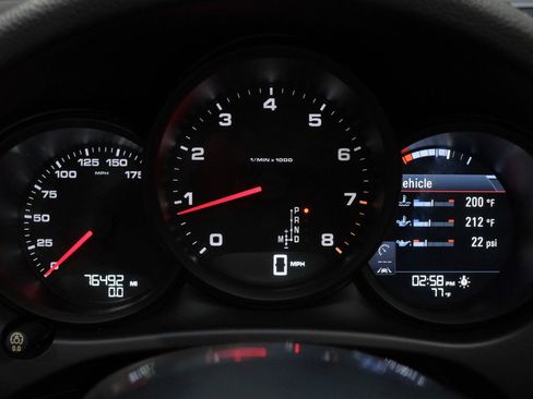 Used 2017 Porsche Macan image 19