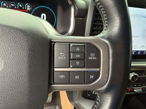 Used 2021 Ford F150 Lariat w/ Equipment Group 502A High image 11