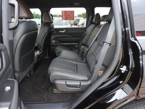 Used 2025 Nissan Armada SL RWD image 21