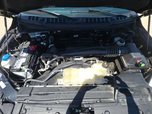 Used 2018 Ford F150 Platinum w/ Equipment Group 701A Luxury image 33