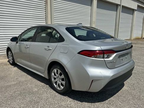 Used 2024 Toyota Corolla LE FWD image 9