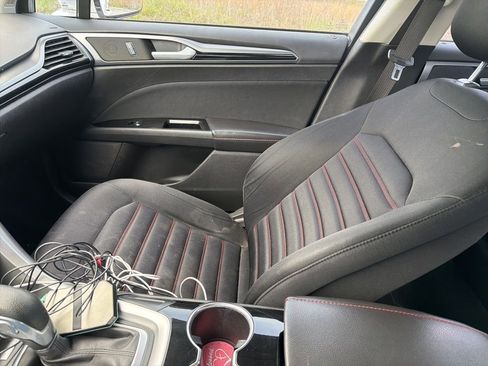 Used 2014 Ford Fusion SE image 14