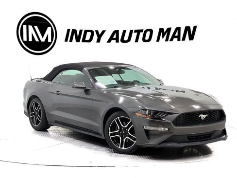Used 2018 Ford Mustang Premium image 2